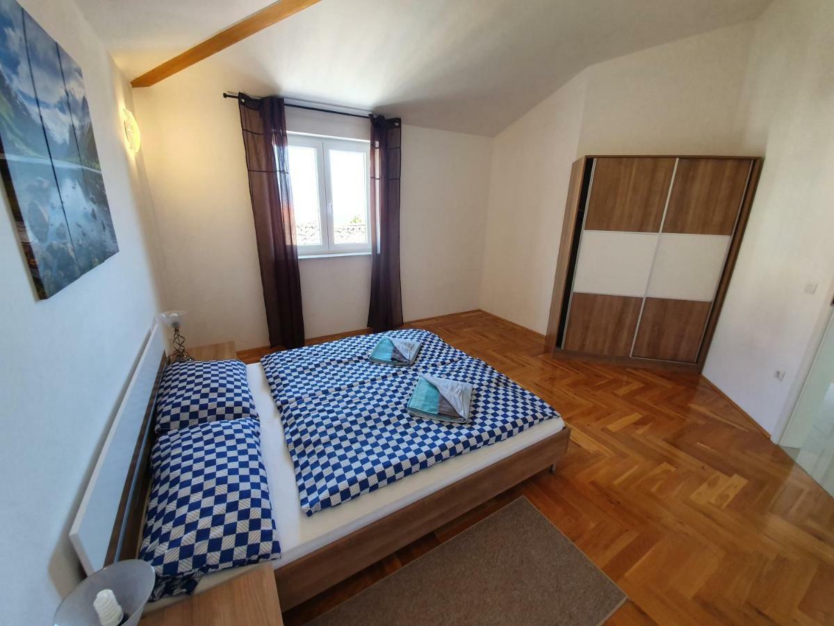 Appartement Apartman Dubravka 1 à Lovran Extérieur photo